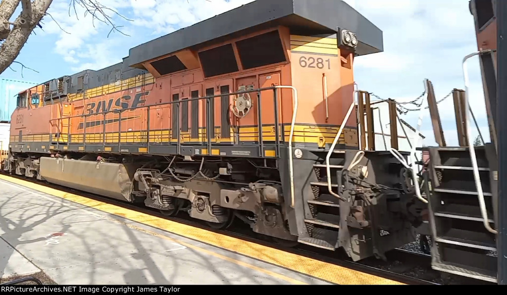 BNSF 6281